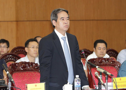 Thống đốc Nguyễn Văn Bình: Không dùng tiền ngân sách xử lý nợ xấu